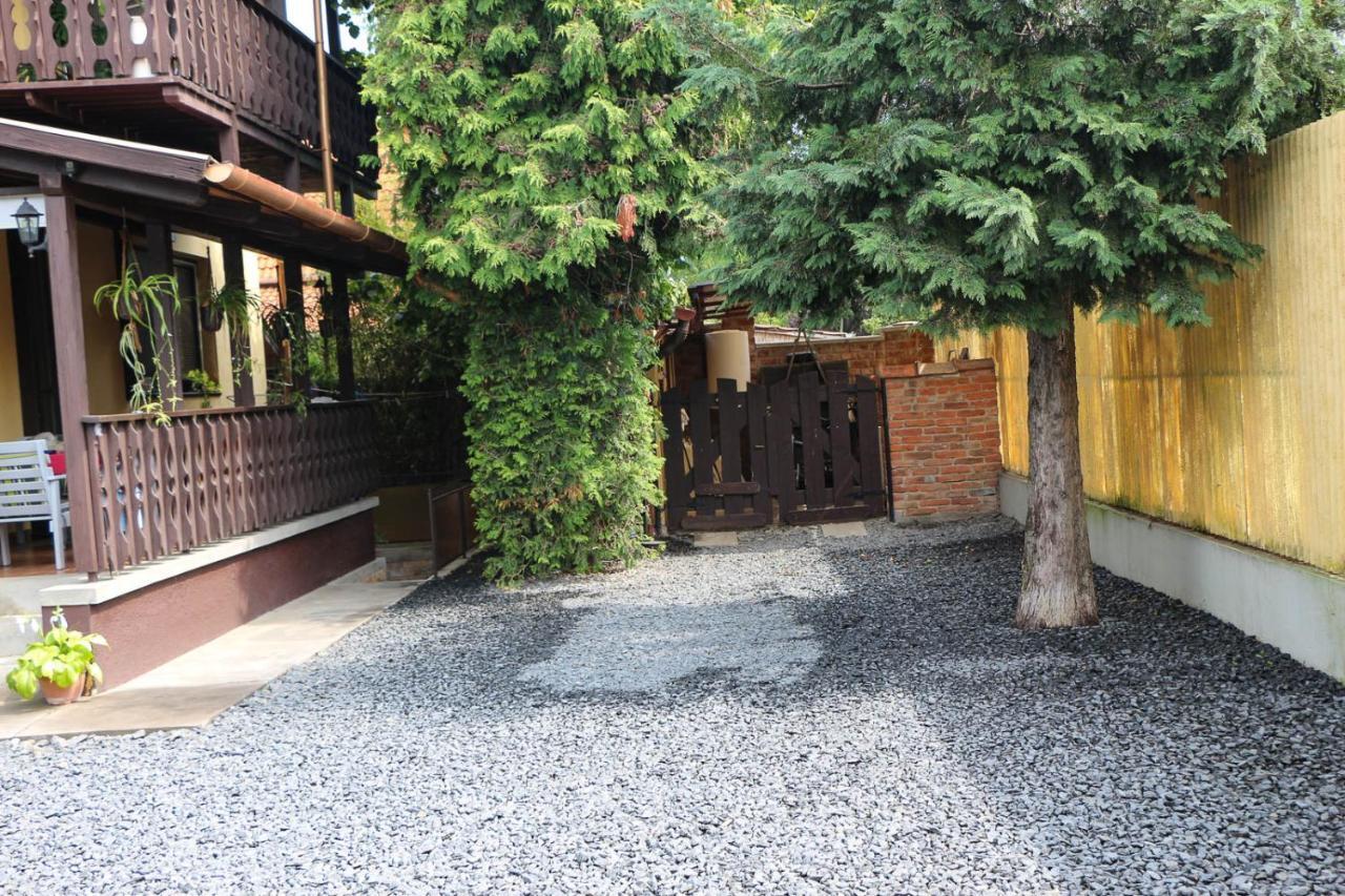 فندق Emi Vendeghaz Balatonszárszó المظهر الخارجي الصورة